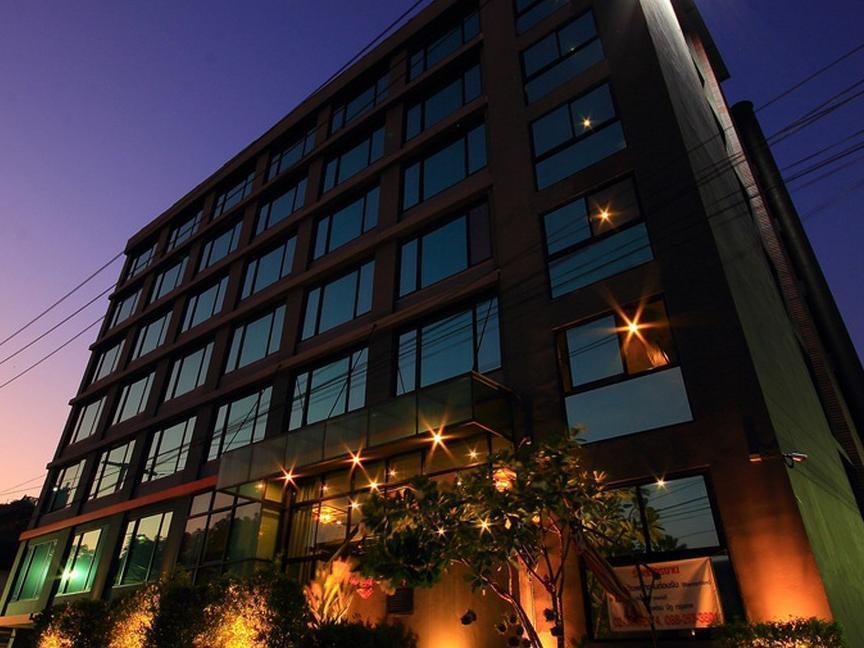 B2 Bangkok - Srinakarin Hotel Exterior photo