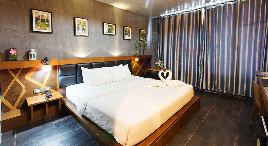 B2 Bangkok - Srinakarin Hotel Exterior photo